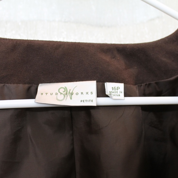 Studio Works Jacket - Picture 3 of 5